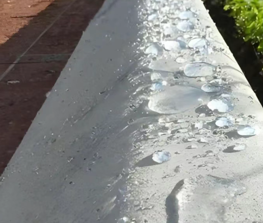 巴楚硅烷浸渍涂料在混凝土保护中的应用